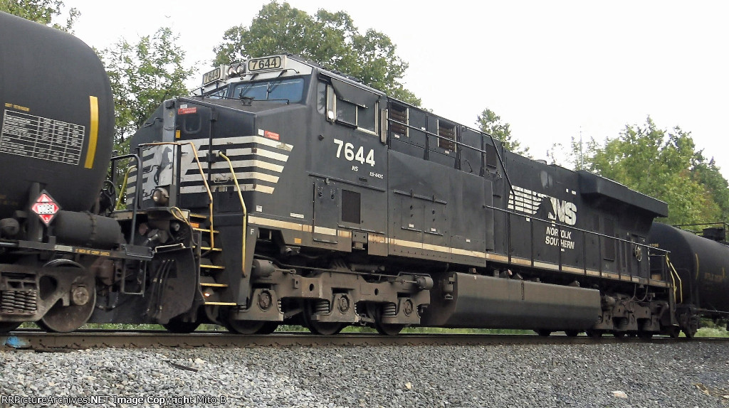 NS 7644